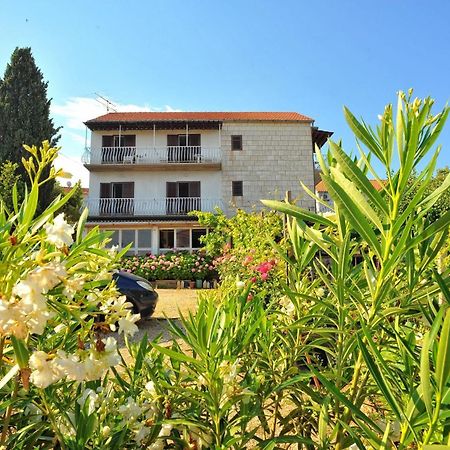 Apartments Mar Sutivan Bagian luar foto