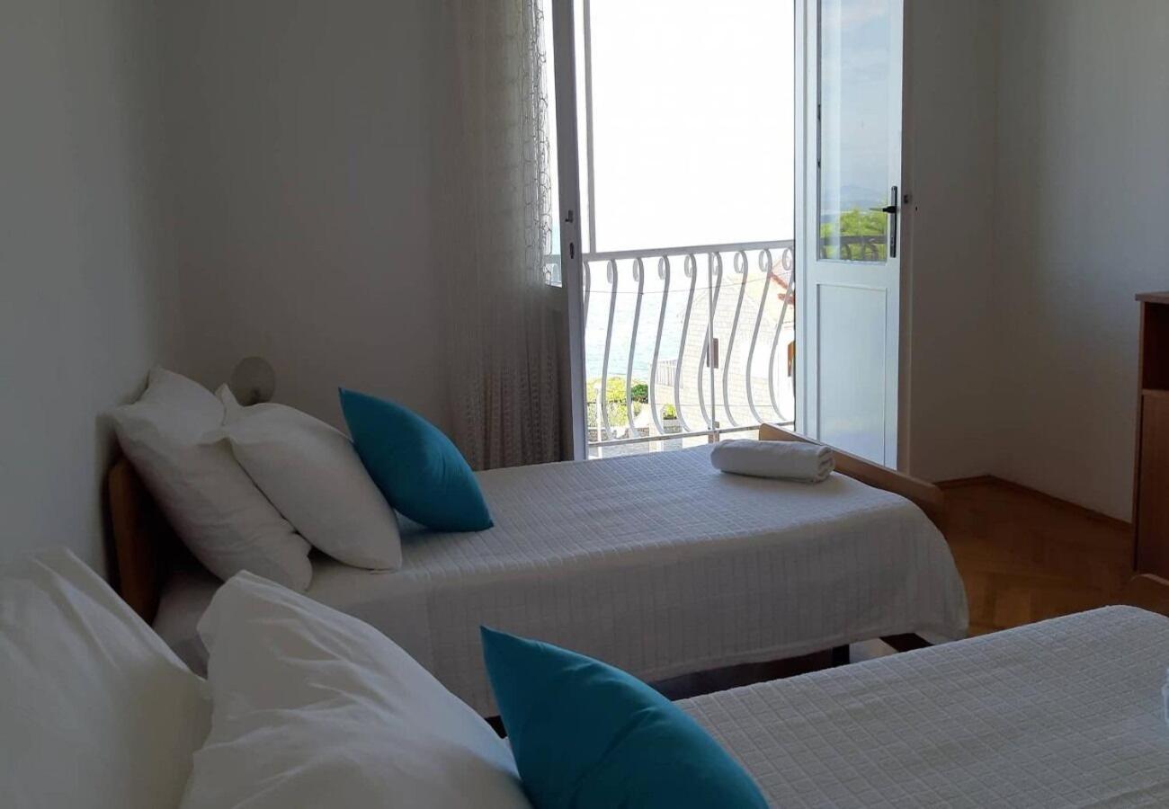 Apartments Mar Sutivan Bagian luar foto